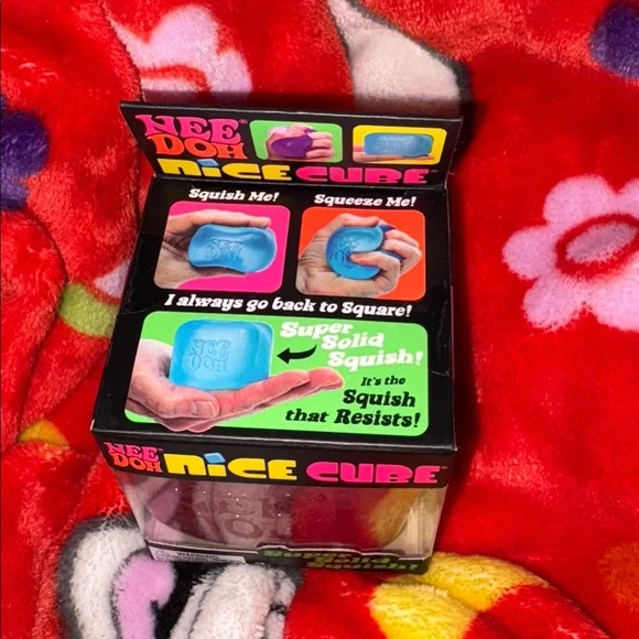 NeeDoh Nice Cube Super Solid Squish Pink Collectible NEW RARE QUICK SHIP - Picture 3 of 4